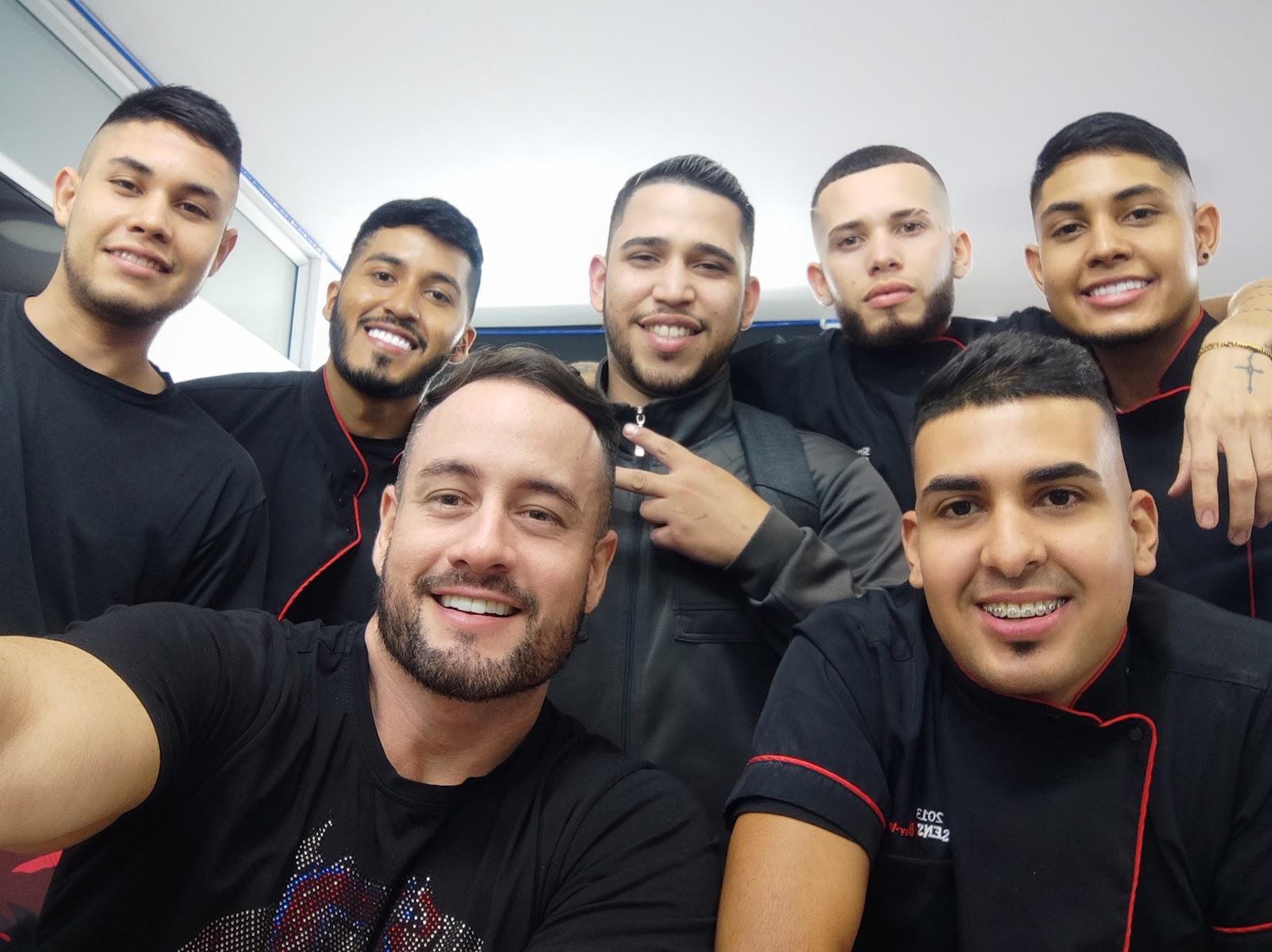 El equipo de barberos de EGOSENS